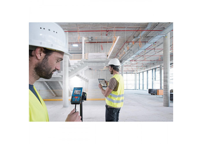 Лазерний далекомір Bosch Professional GLM 100-25 C з чохлом, штативом BT 150
