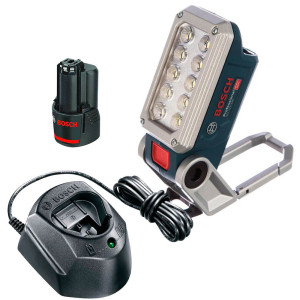 Акумуляторний ліхтар Bosch GLI 12V-330 BB Professional з 1 акб GBA 12 V 2,0 Ah, з/п GAL 1210 CV